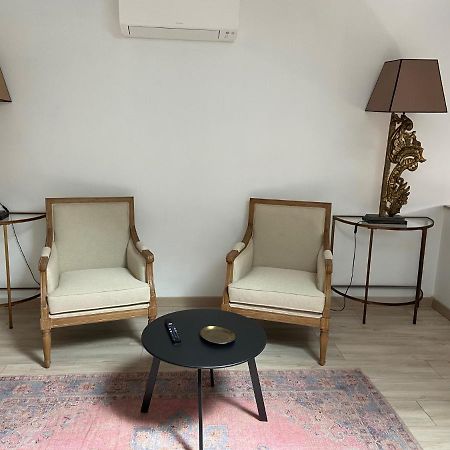Апартаменты Au Coin Des Hospices Бон Экстерьер фото